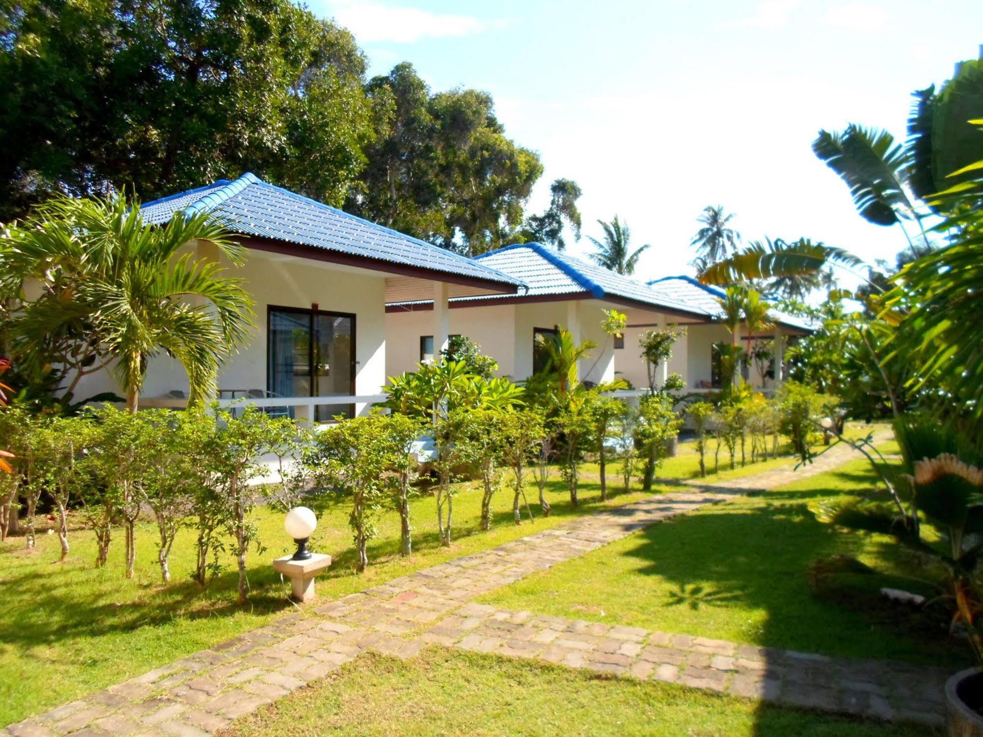 Baan Kuasakul Resort Mae Nam Buitenkant foto