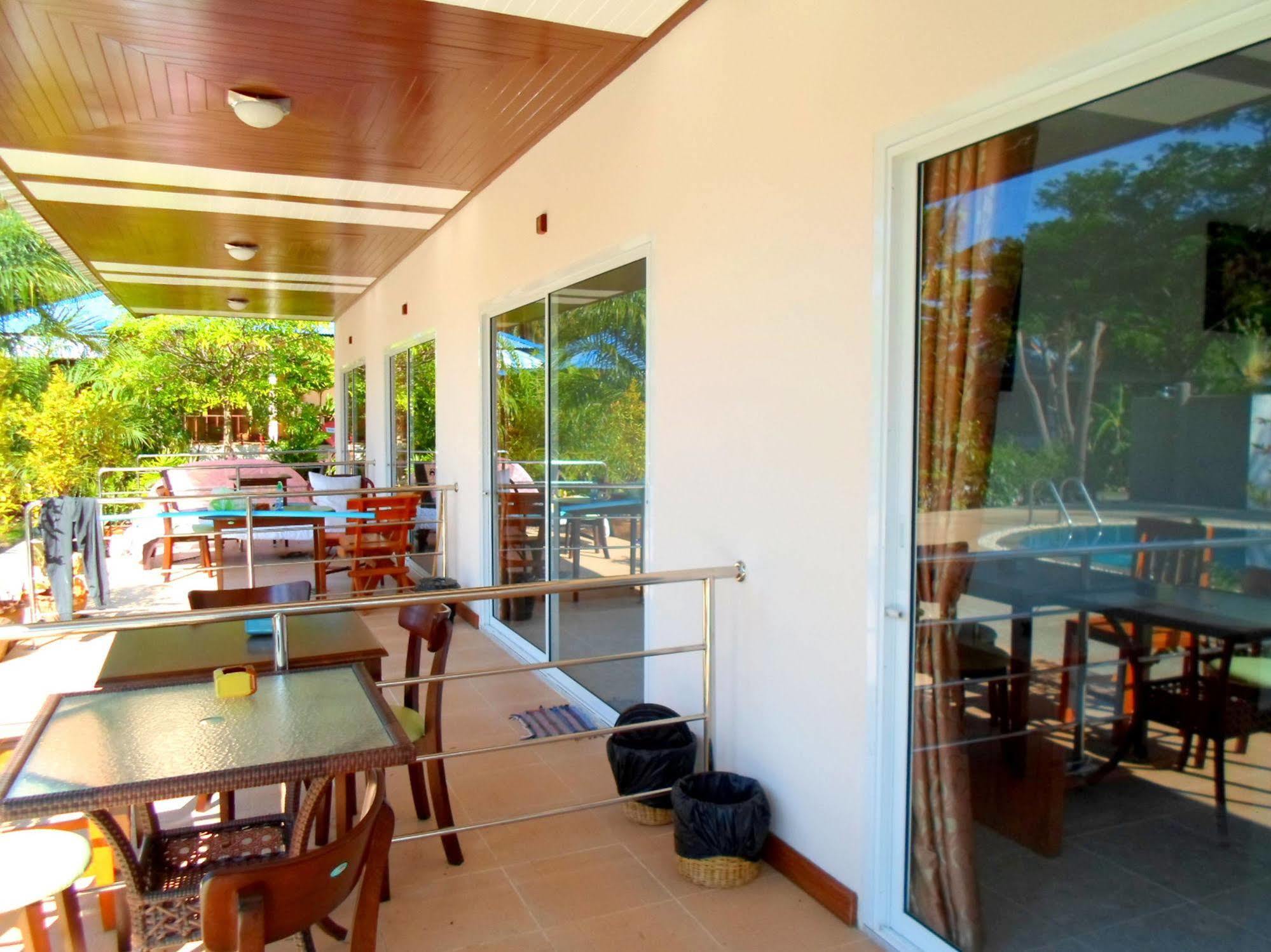 Baan Kuasakul Resort Mae Nam Buitenkant foto