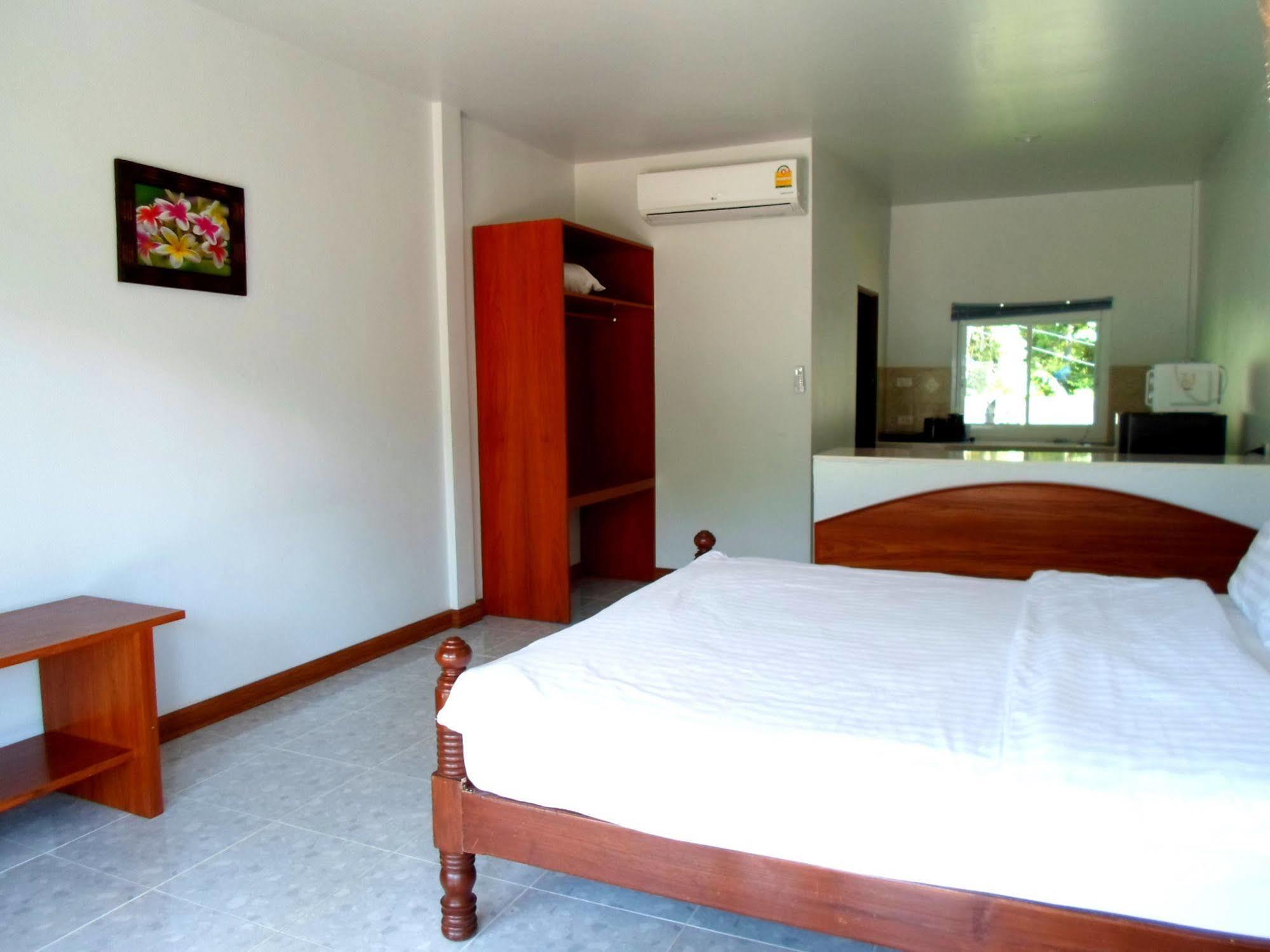 Baan Kuasakul Resort Mae Nam Buitenkant foto