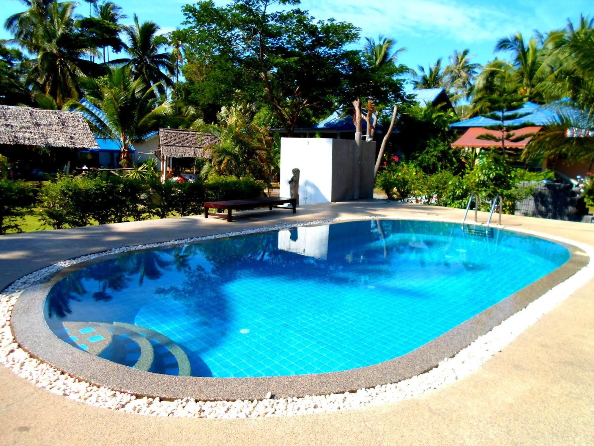 Baan Kuasakul Resort Mae Nam Buitenkant foto