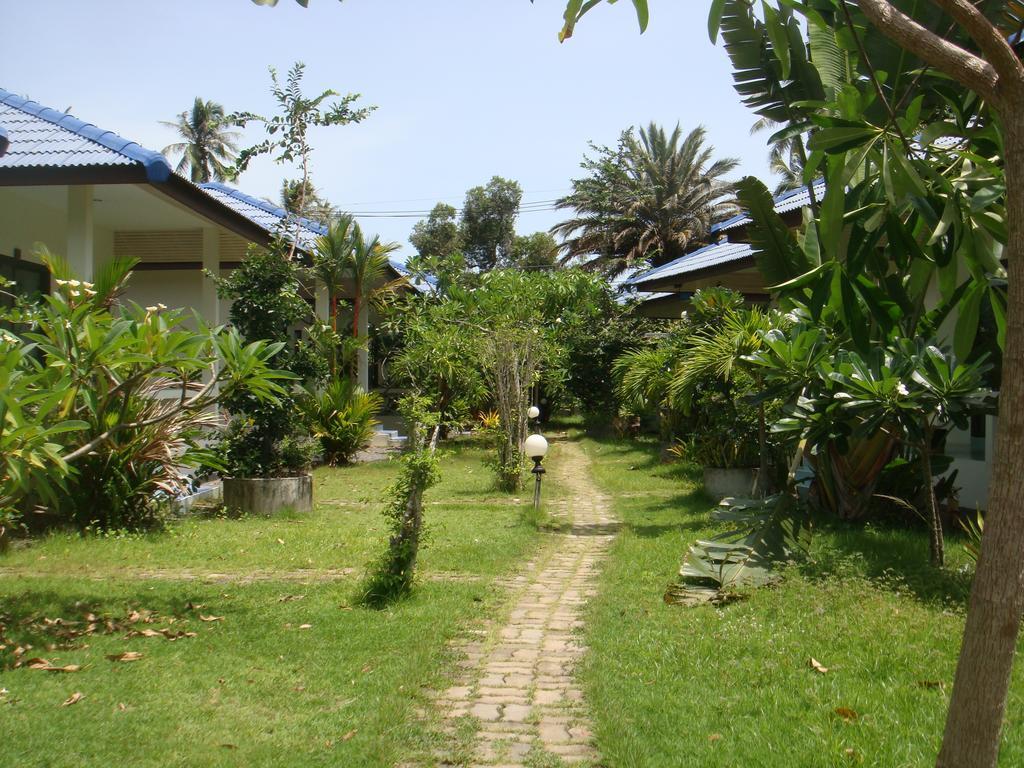 Baan Kuasakul Resort Mae Nam Buitenkant foto