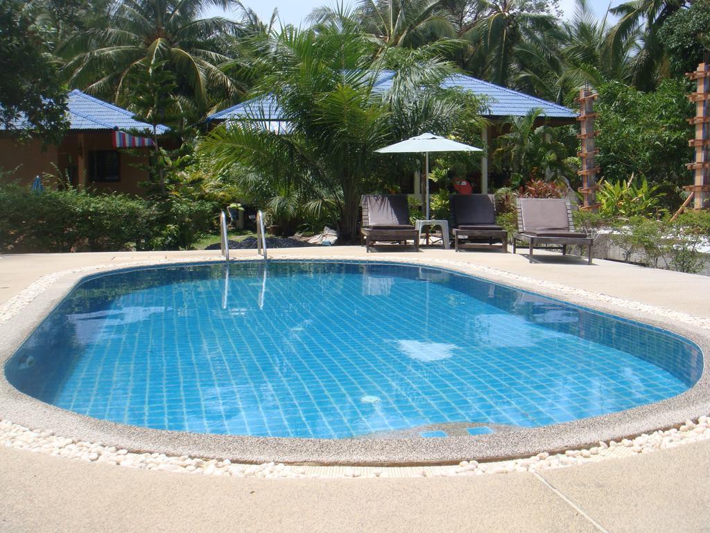 Baan Kuasakul Resort Mae Nam Buitenkant foto